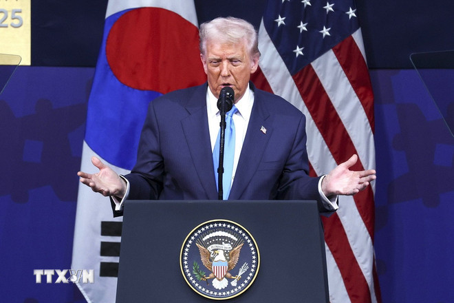ttxvn-trump-ceo-apec2.jpg