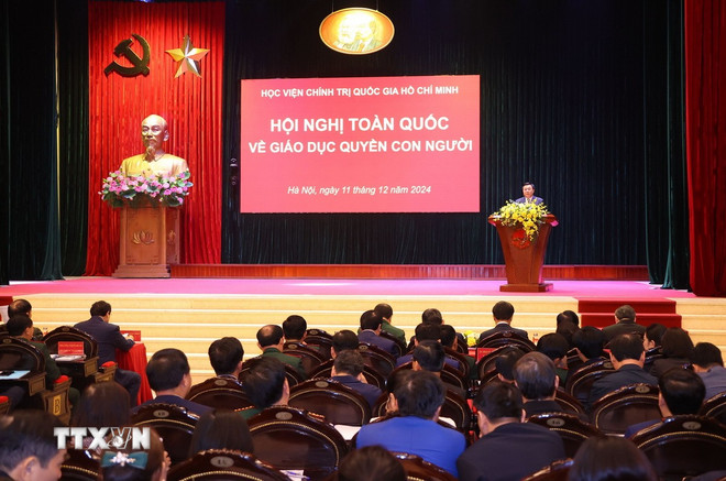 Hội nghị toàn quốc về giáo dục quyền con người. (Ảnh: Văn Điệp/TTXVN) ttxvn-quyen-con-nguoi.jpg