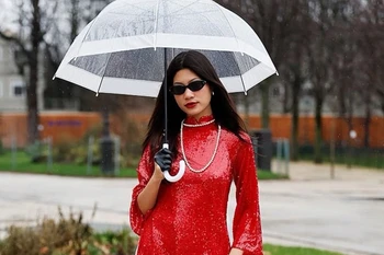 Á quân Giang Phùng quảng bá bản sắc Việt tại Paris Haute Couture Week