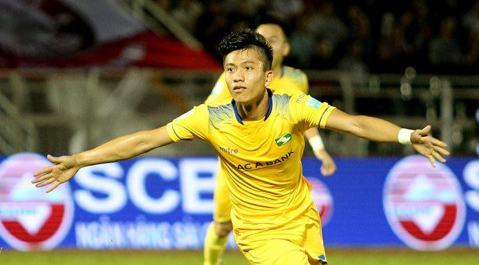 Tiền vệ Phan Đức ghi bàn thắng đầu tiên ở V-League 2020 vào lưới Becamex Bình Dương chiều 14/3. (Ảnh: CLB Sông Lam Nghệ An)