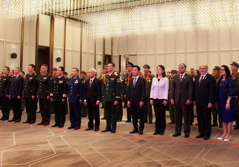 Đông đảo quan khách quốc tế tham dự Lễ kỷ niệm. (Ảnh: Hải Yến/TTXVN) 