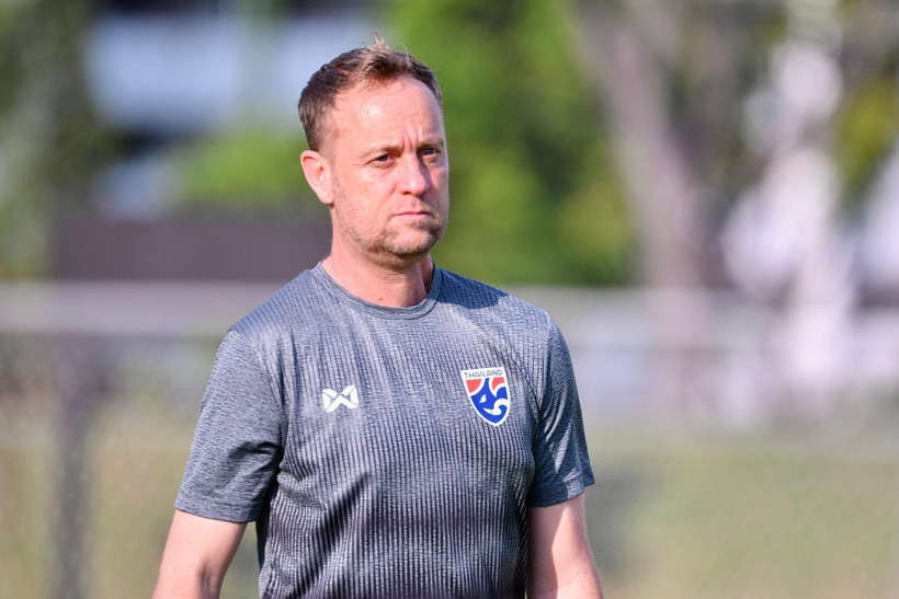 Huấn luyện viên đội tuyển Thái Lan còn tỏ ra am hiểu về đội hình thi đấu của Việt Nam trước trận bán kết AFF Cup. (Ảnh: FAT) 