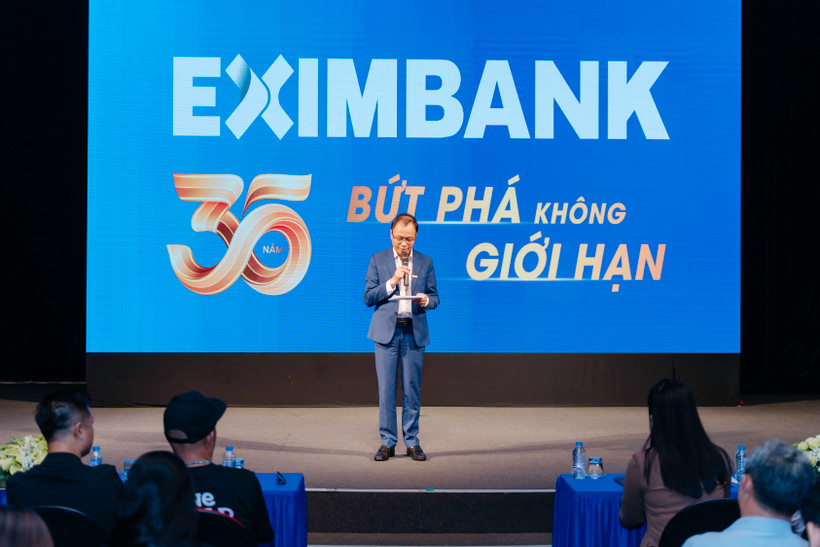 Ông Nguyễn Hồ Hoàng Vũ - Phó Tổng Giám Đốc Eximbank – phát biểu tại buổi họp báo công bố HOZO 2024. (Ảnh: Vietnam+)