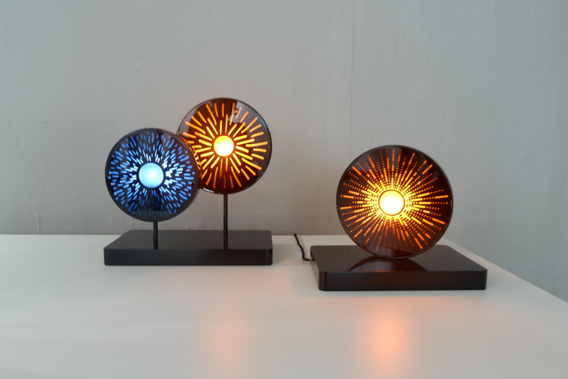 Một sản phẩm sơn mài Việt Nam tại triển lãm. (Ảnh: CTV/Vietnam+)