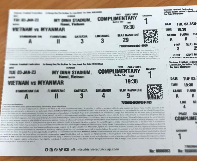 Vé xem trận Việt Nam với Myanmar. (Ảnh: PV/Vietnam+) 