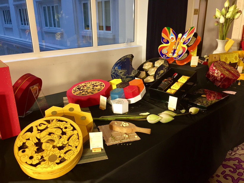 Bộ sưu tập Quà tặng Trung thu với chủ đề: “Ánh Trăng Mùa Vàng” của Moon n Sun. (Nguồn: Vietnam+)