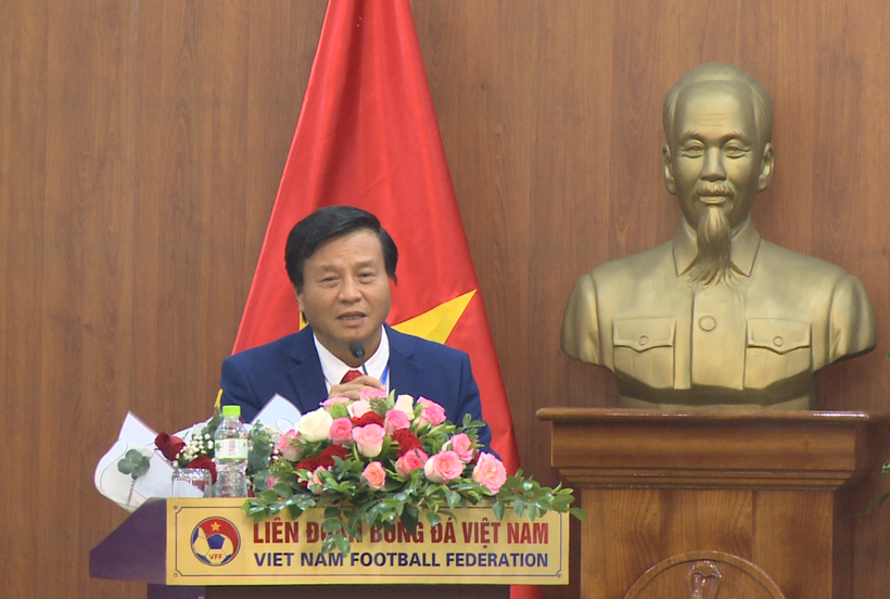 Ông Lê Văn Thành trúng cử vị trí Phó chủ tịch phụ trách Tài chính và vận động tài trợ VFF với 35/67 phiếu. (Ảnh: CTV/Vietnam+) 