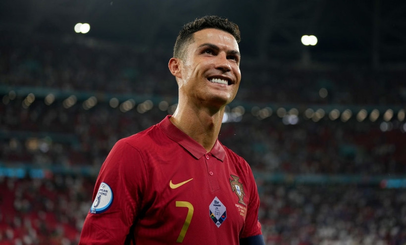 Ronaldo giành Vua phá lưới EURO 2020. 