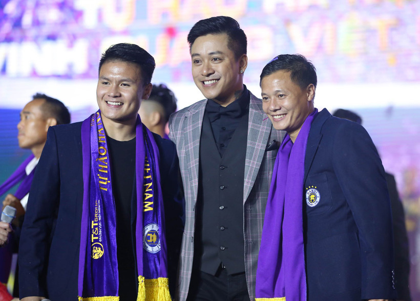 Hà Nội FC quy định chặt chẽ về việc khai thác hình ảnh cá nhân của cầu thủ và huấn luyện viên. (Ảnh: Nguyên An/Vietnam+)