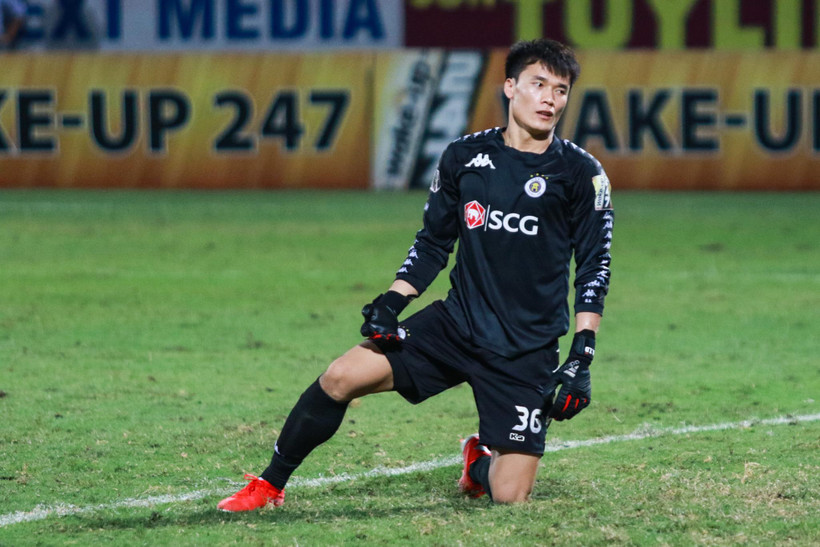 Thủ môn Bùi Tiến Dũng rời Hà Nội FC sau 1 năm gắn bó khi không có nhiều cơ hội thi đấu. (Ảnh: Nguyên An/Vietnam+)