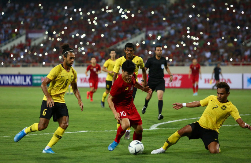 HLV Malaysia từ chối trả lời phỏng vấn báo chí sau thất bại 0-1 trước tuyển Việt Nam tại vòng loại World Cup 2022. (Ảnh: Nguyên An)