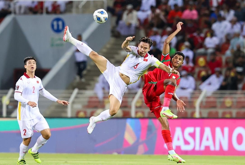 Đội tuyển Việt Nam thua 1-3 trước Oman ở lượt đi tại vòng loại thứ ba World Cup 2022. (Ảnh: PV/Vietnam+) 
