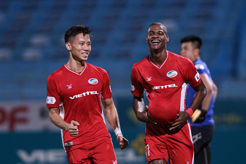 Viettel trở lại ngôi đầu bảng V-League 2020 với 34 điểm sau vòng 4 giai đoạn hai. (Ảnh: Hiển Nguyễn/Vietnam+) 