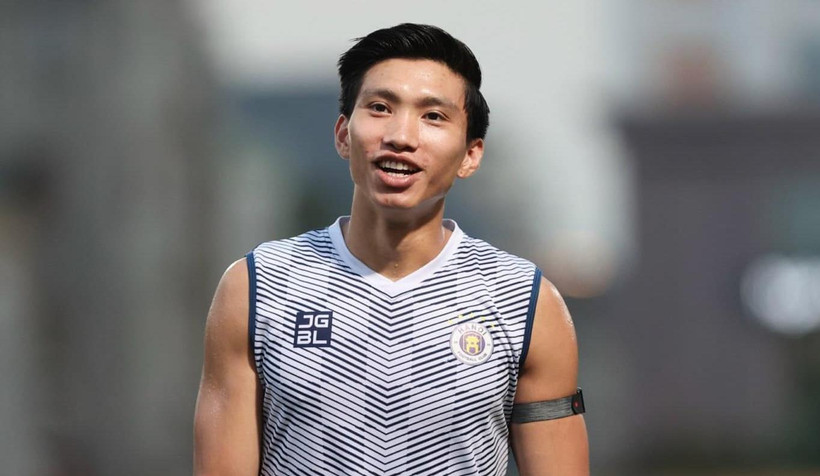 Đoàn Văn Hậu hạnh phúc khi bình phục được chấn thương dai dẳng. (Ảnh: Hà Nội FC) 