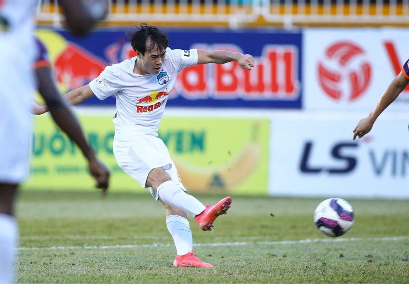 Hoàng Anh Gia Lai bị cứt chuối 7 trận thắng liên tiếp sau khi hòa 2-2 Bình Dương. (Ảnh: CLB HAGL) 