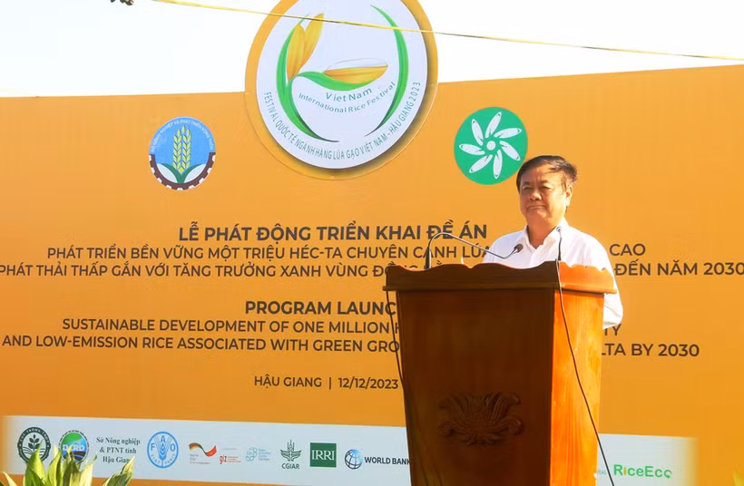 Bộ trưởng Bộ Nông nghiệp và Phát triển nông thôn Lê Minh Hoan phát biểu tại lễ phát động đề án. (Ảnh: PV/Vietnam+)