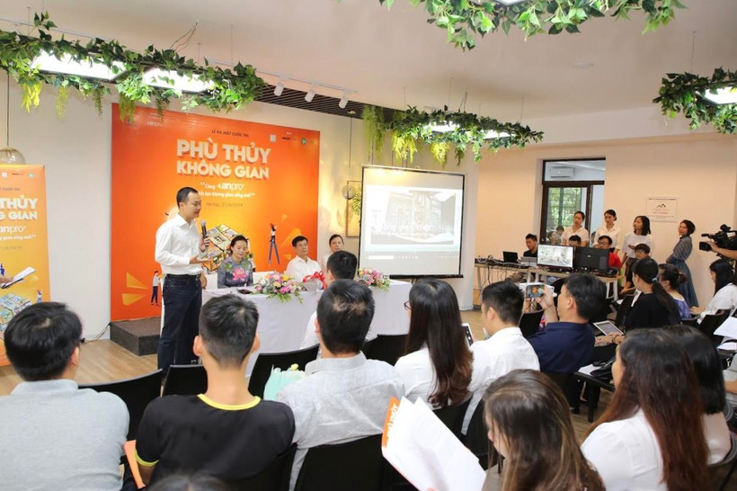 Cuộc thi kiến trúc "Phù Thủy Không Gian" được phát động với mục tiêu tìm ra những ý tưởng sáng tạo và làm hồi sinh những không gian sống cũng như các không gian công cộng trong thành phố của mình. (Ảnh: PV/Vietnam+)