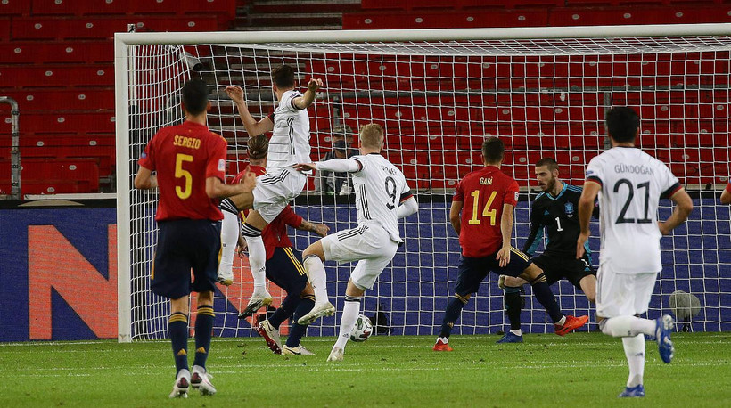 Timor Werner ghi bàn mở tỷ số (Nguồn: Dfb.de)