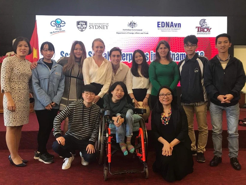 Các bạn sinh viên Australia theo học tại Việt Nam qua Chương trình Columbia Mới. (Ảnh: Đại sứ quán Australia)
