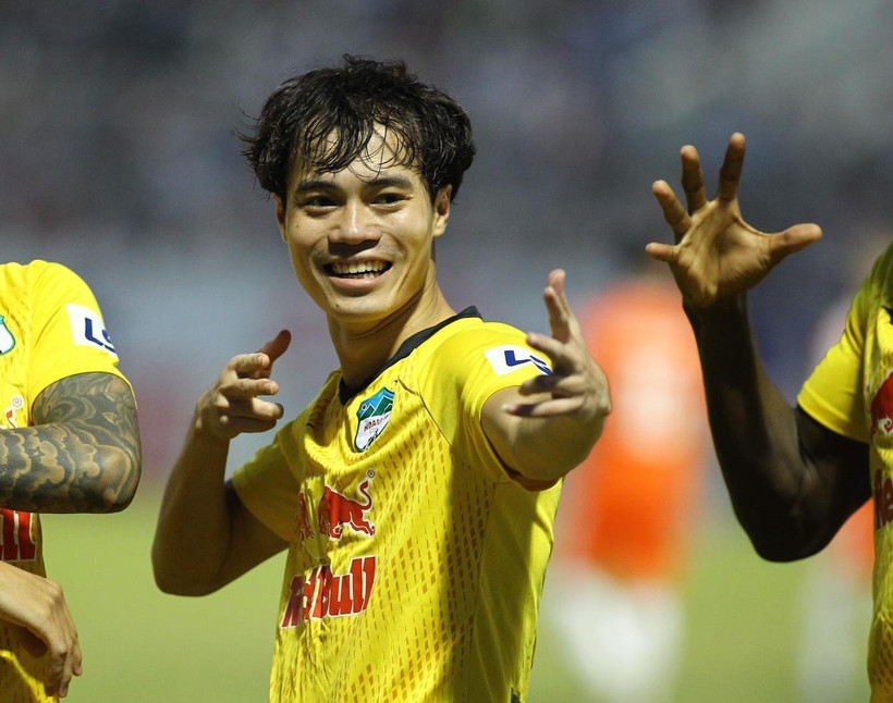 Văn Toàn và Công Phượng ghi bàn trong chiến thắng 2-0 của Hoàng Anh Gia Lai trước SHB Đà Nẵng. (Ảnh: CLB HAGL)