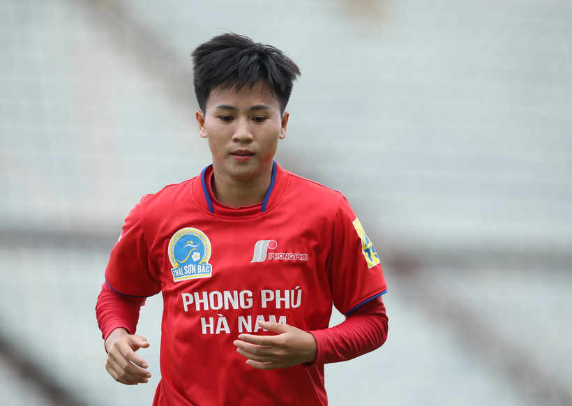 Tiền đạo Tuyết Dung đã là viên chức của của Sở Văn hoá, Thể thao & Du lịch tỉnh Hà Nam. (Ảnh: Hiển Nguyễn/Vietnam+)