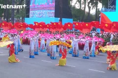 Đi xem lễ diễu binh, diễu hành - Những điều cần biết