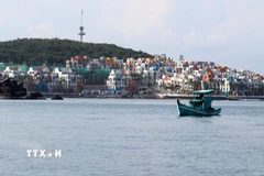 Khu đô thị Hòn Thơm hiện đại, phường An Thới, thành phố Phú Quốc (Kiên Giang). (Ảnh: Lê Huy Hải/TTXVN)