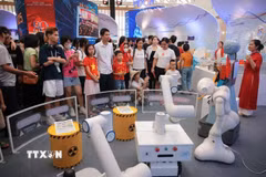 Gian trưng bày của Viện Hàn lâm Khoa học và Công nghệ Việt Nam tại triển lãm thành tựu đất nước. (Ảnh: Hoàng Hiếu/TTXVN)