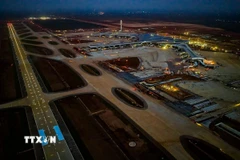 Đường băng số 1 Cảng Hàng không Quốc tế Long Thành đã hoàn thành và sẵn sàng đón chuyến bay chính thức đầu tiên. (Ảnh: Sỹ Tuyên/TTXVN)