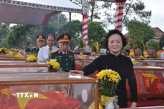 Bà Phạm Thị Thanh Trà, Bí thư Trung ương Đảng, Phó Thủ tướng Chính phủ, Trưởng Ban Chỉ đạo quốc gia 515 tưởng niệm các Anh hùng liệt sỹ. (Ảnh: Trịnh Duy Hưng/TTXVN)