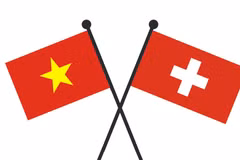 Quốc kỳ Việt Nam và Thụy Sĩ. (Nguồn: Vietnam+)