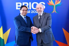 Thủ tướng Phạm Minh Chính và Tổng thống Cộng hòa Liên bang Brazil Lula da Silva. (Ảnh: Dương Giang/TTXVN)