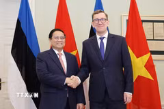 Thủ tướng Phạm Minh Chính hội đàm với Thủ tướng Cộng hòa Estonia Kristen Michal. (Ảnh: Dương Giang/TTXVN)