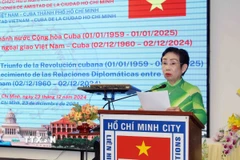 Bà Trương Thị Hiền, Chủ tịch Hội Hữu nghị Việt Nam- Cuba Thành phố Hồ Chí Minh phát biểu chào mừng. (Ảnh: Xuân Khu/TTXVN)