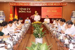 Ông Nguyễn Hồng Lĩnh, Phó Chủ nhiệm Ủy ban Kiểm tra Trung ương, Phó Trưởng đoàn Thường trực Đoàn kiểm tra số 5, phát biểu tại buổi làm việc. (Ảnh: Sỹ Tuyên/TTXVN)