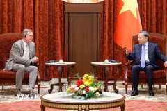 Tổng Bí thư, Chủ tịch nước Tô Lâm tiếp Phó chủ tịch Quốc hội Cộng hòa Liên bang Đức Bodo Ramelow. (Ảnh: Thống Nhất/TTXVN)