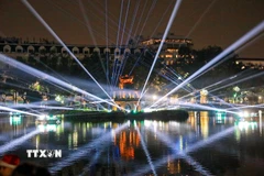 Không gian chiếu sáng nghệ thuật Hồ Gươm-Tháp Rùa diễn ra từ 24/12/2025-4/1/2026. (Ảnh: Khánh Hòa/TTXVN)
