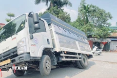 Vị trí hố sụt nằm trong ngõ 297 Trần Cung (phường Nghĩa Đô). (Ảnh: TTXVN phát)