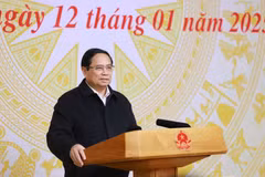 Thủ tướng Phạm Minh Chính chủ trì phiên họp thứ hai của Ban Chỉ đạo Trung ương triển khai xóa nhà tạm, nhà dột nát. (Ảnh: Dương Giang/TTXVN)