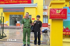 G.A.D. tại trụ sở Công an phường Yên Hòa, thành phố Hà Nội. (Ảnh: TTXVN phát)