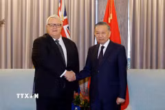 Tổng Bí thư, Chủ tịch nước Tô Lâm hội kiến Chủ tịch Quốc hội New Zealand Gerry Brownlee. (Ảnh: Thống Nhất/TTXVN)