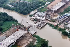 Công trường thi công dự án đường Vành đai 3 Thành phố Hồ Chí Minh. (Ảnh: Hồng Đạt/TTXVN)
