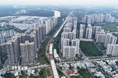 Thi công đường Vành đai 3 Thành phố Hồ Chí Minh. (Ảnh: Hồng Đạt/TTXVN)