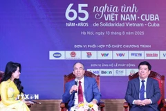 Đại sứ Cuba tại Việt Nam Rogelio Polanco Fuentes chia sẻ trong tọa đàm tại lễ phát động cấp quốc gia Chương trình vận động ủng hộ nhân dân Cuba với chủ đề “65 năm nghĩa tình Việt Nam-Cuba." (Ảnh: Thanh Tùng/TTXVN)