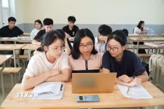 Số thí sinh dự thi năm nay tăng so với năm ngoái. (Ảnh: Bích Huệ/TTXVN)