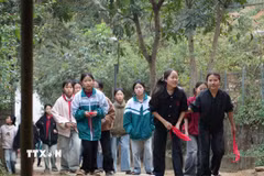 Học sinh Trường Phổ thông Dân tộc bán trú Trung học cơ sở Nậm Cắn, xã Nậm Cắn, Nghệ An. (Ảnh: Bích Huệ/TTXVN)