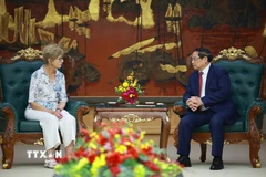 Thủ tướng Phạm Minh Chính tiếp Đoàn Quỹ Eisenhower của Hoa Kỳ. (Ảnh: Dương Giang/TTXVN)