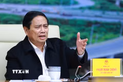 Thủ tướng Phạm Minh Chính chủ trì Phiên họp thứ 16 Ban Chỉ đạo các công trình trọng điểm ngành giao thông. (Ảnh: Dương Giang/TTXVN)