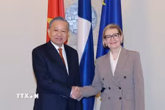 Tổng Bí thư Tô Lâm gặp Phó Chủ tịch thứ nhất Quốc hội Phần Lan Paula Risikko. (Ảnh: Thống Nhất/TTXVN)