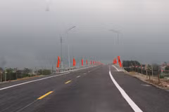 Cầu Hà Bắc 2 nối 2 tỉnh Bắc Ninh và Bắc Giang. (Ảnh: Thái Hùng/TTXVN)